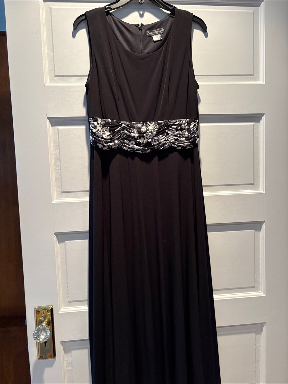 Jessica Howard Black Dress with Black-and-White Floral Jacket - Picture 5 of 7